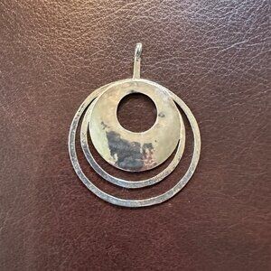 Silpada's 'Perspective Concentric Circle' hammered . 925 sterling silver pendant